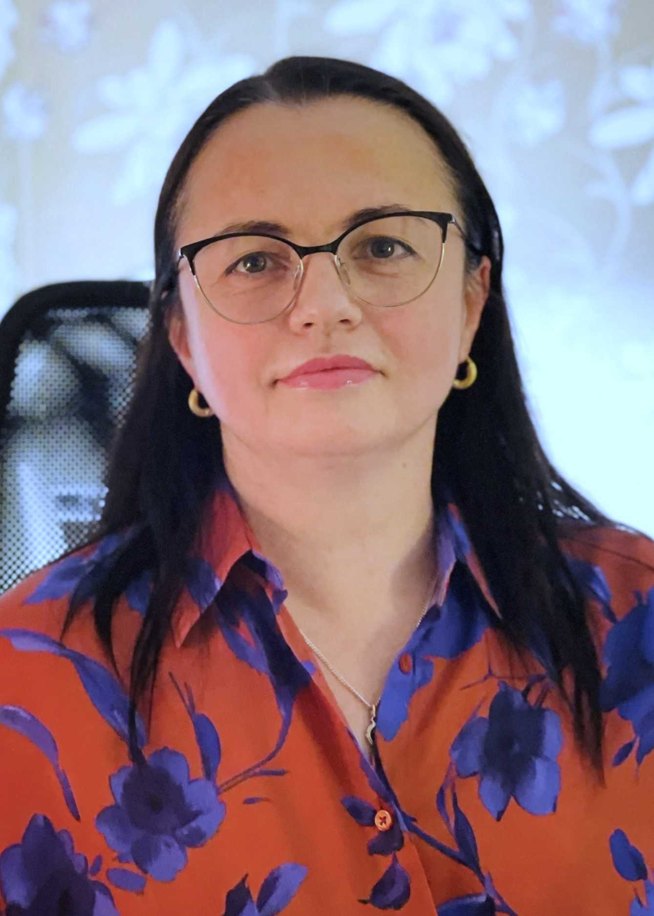 Mrs Ksenia Sjöbom
